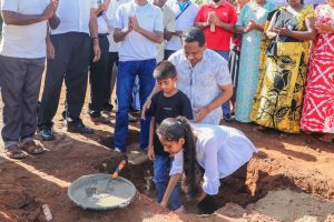 දිට්වාගෙන් නිවාස අහිමි වූ මහියංගනේ පවුල් 11කට නව නිවාස ඉදිකිරීම ඇරඹේ