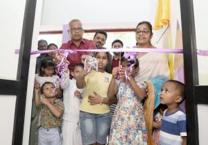 ඇමති පොල්රාජුයි ඇමති ලාල් කාන්තයි එකතුවෙලා ඩේකෙයා එකක් විවෘත කරයි ඇමති පොල්රාජුයි ඇමති ලාල් කාන්තයි එකතුවෙලා ඩේකෙයා එකක් විවෘත කරයි