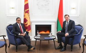 දශකයකට වැඩි කාලයකට පසු ශ්රී ලංකාවෙන් බෙලරුස් වෙත සංචාරයක් දශකයකට වැඩි කාලයකට පසු ශ්රී ලංකාවෙන් බෙලරුස් වෙත සංචාරයක්