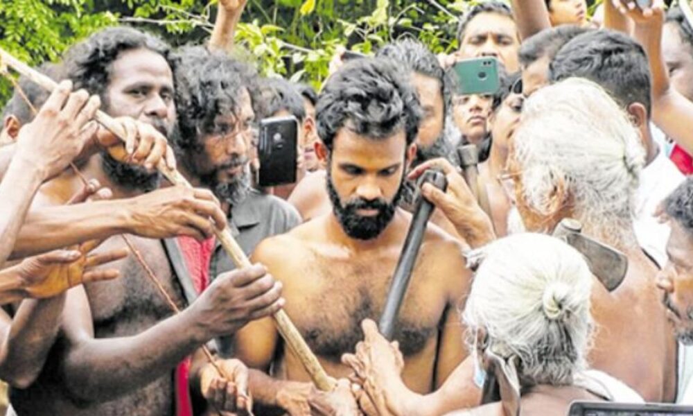 රතුගල නව ආදිවාසී නායකයා පැමිණේ රතුගල නව ආදිවාසී නායකයා පැමිණේ