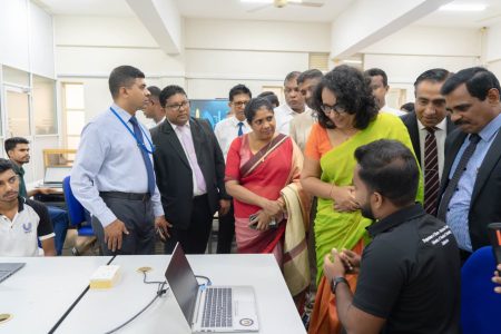 වෘත්තීය තාක්ෂණ විශ්වවිද්යාලයට අඩුපාඩුවක්ව පැවති නව රූපවාහිනී (HD) මැදිරිය අග්රාමාත්යතුමියගේ සහභාගීත්වයෙන් සිසු අයිතියට වෘත්තීය තාක්ෂණ විශ්වවිද්යාලයට අඩුපාඩුවක්ව පැවති නව රූපවාහිනී (HD) මැදිරිය අග්රාමාත්යතුමියගේ සහභාගීත්වයෙන් සිසු අයිතියට