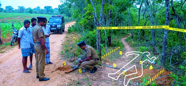 දඩයමට බදින තුවක්කුවක් පත්තු වෙයි හිමිදිරියේ හේනට ගිය සෙබළා ජිවිතක්ෂයට දඩයමට බදින තුවක්කුවක් පත්තු වෙයි හිමිදිරියේ හේනට ගිය සෙබළා ජිවිතක්ෂයට