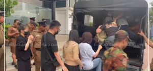 වීසා කොන්දේසි කඩකරමින් මූල්ය වංචා කළ වියට්නාම ජාතිකයින් පිරිසක් අත්අඩංගුවට වීසා කොන්දේසි කඩකරමින් මූල්ය වංචා කළ වියට්නාම ජාතිකයින් පිරිසක් අත්අඩංගුවට