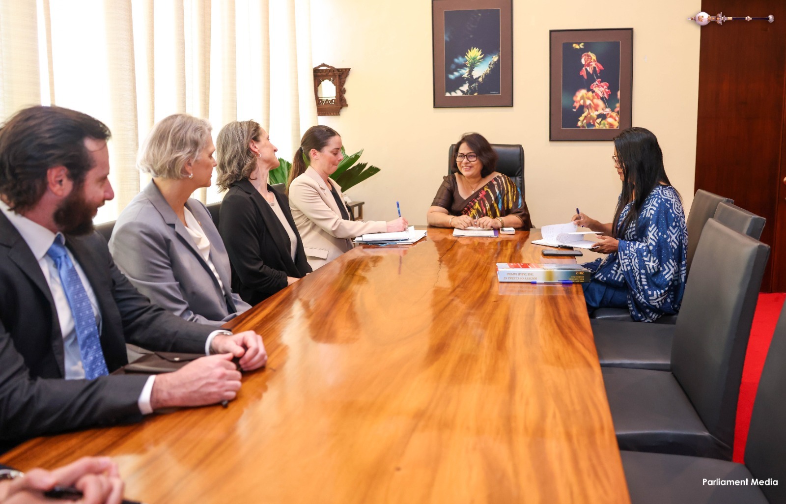 පාර්ලිමේන්තුවේ අයවැය විශ්ලේෂණ හැකියාව ශක්තිමත් කිරීමට අමෙරිකානු නියෝජිත පිරිසකගේ තාක්ෂණික සහාය